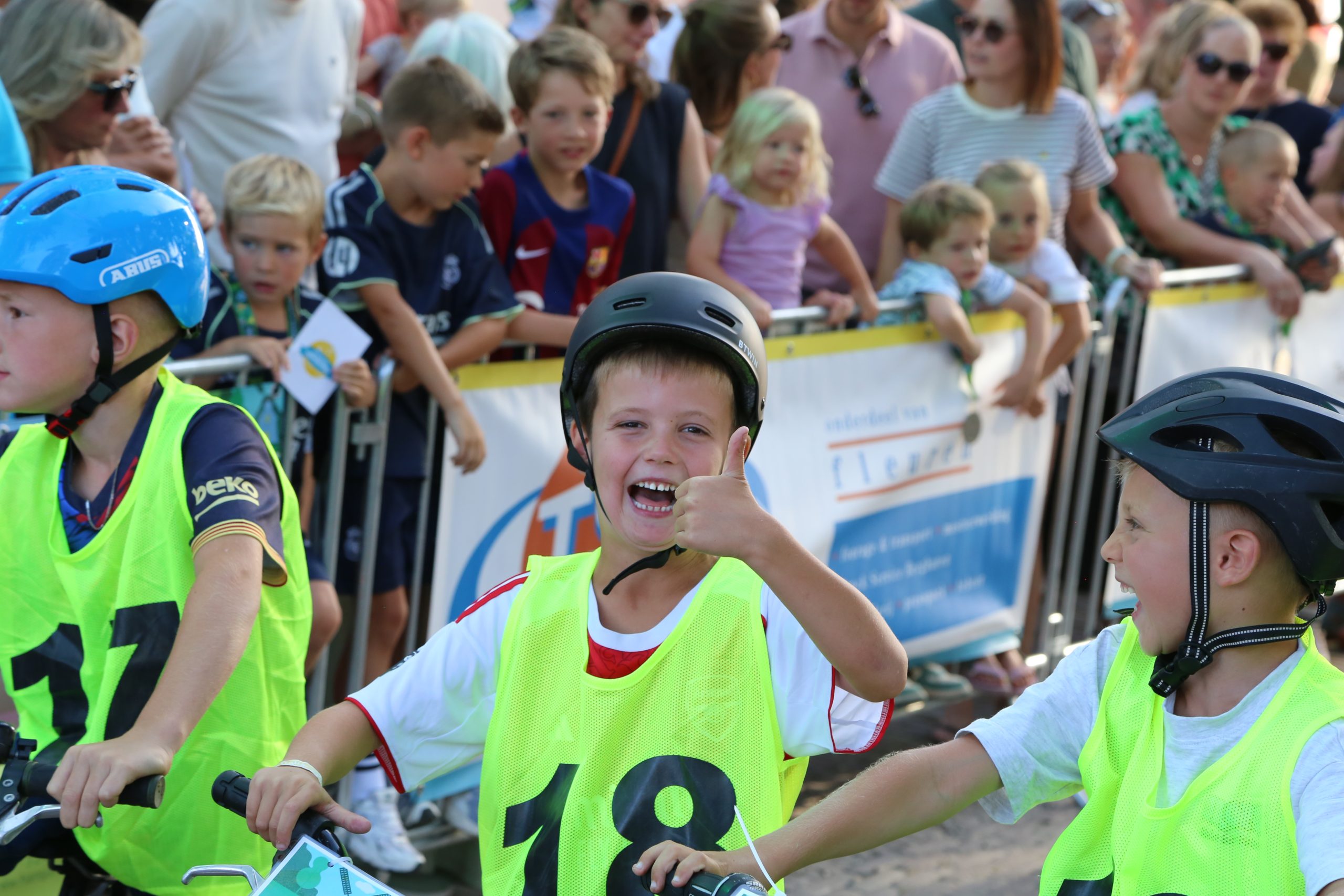 WINSS’N PARK DIKKE BANDEN KOERS: HET LOKALE TALENT BOEIT HET PUBLIEK!
